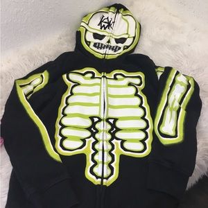 HAWK SWEATER COSTUME BOYS MEDIUM 10/12 PRE OWNED 1